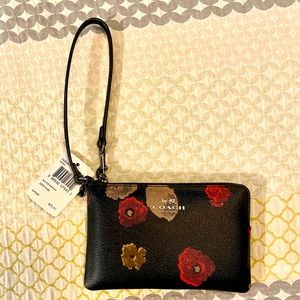 NWT Coach Clutch Wristlet Floral Leather Black